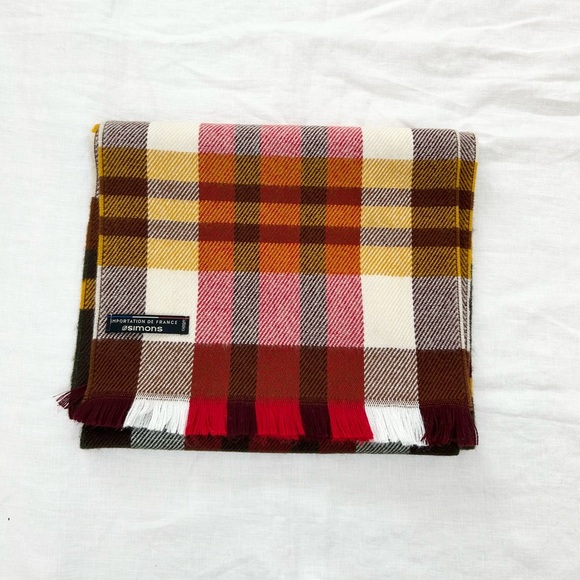 Simons Checkered Scarf Made in France. - Picture 4 of 8